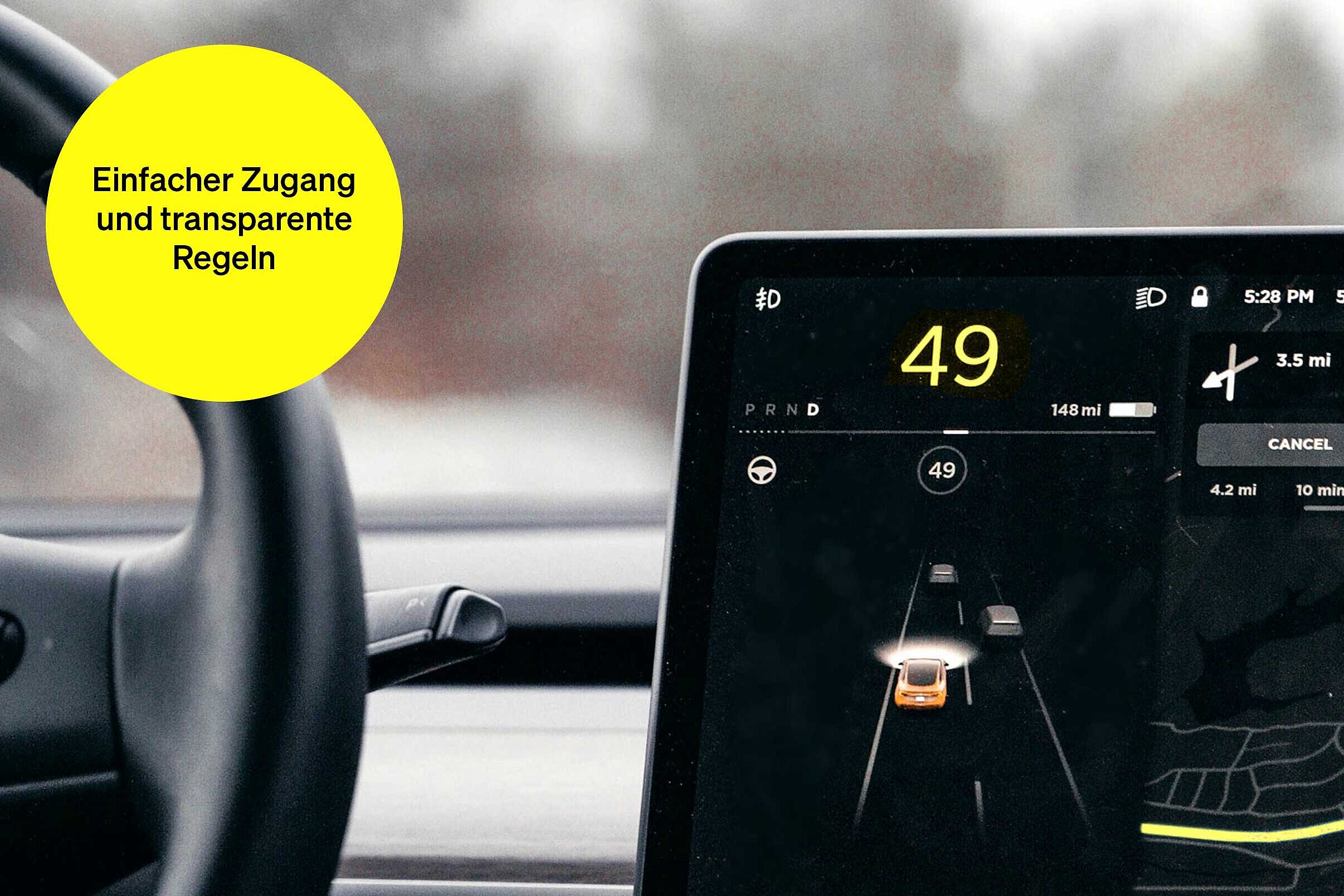 Navigationssystem im Auto – Textbaustein in runder Kachel: Einfacher Zugang und transparente Regeln